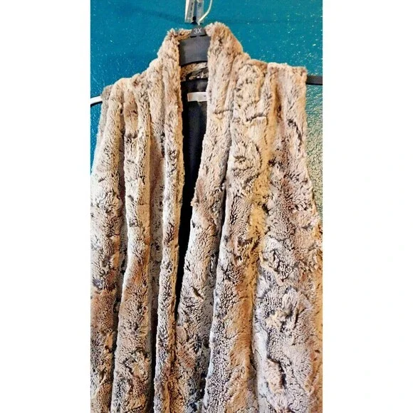 WD NY Faux Fur Vest Women Size Large Open Front Cream, Brwn and Gray - Picture 4 of 9